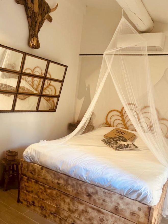 Le Cocon De Sissy Hotel Saintes-Maries-de-la-Mer Luaran gambar