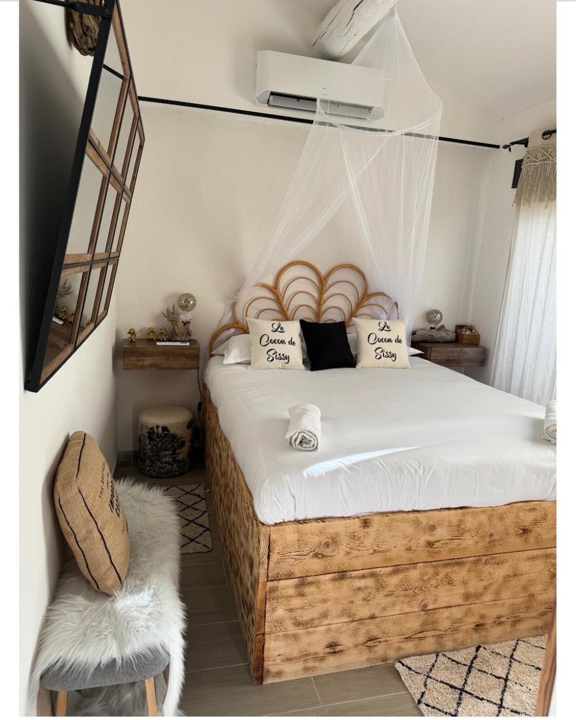 Le Cocon De Sissy Hotel Saintes-Maries-de-la-Mer Luaran gambar