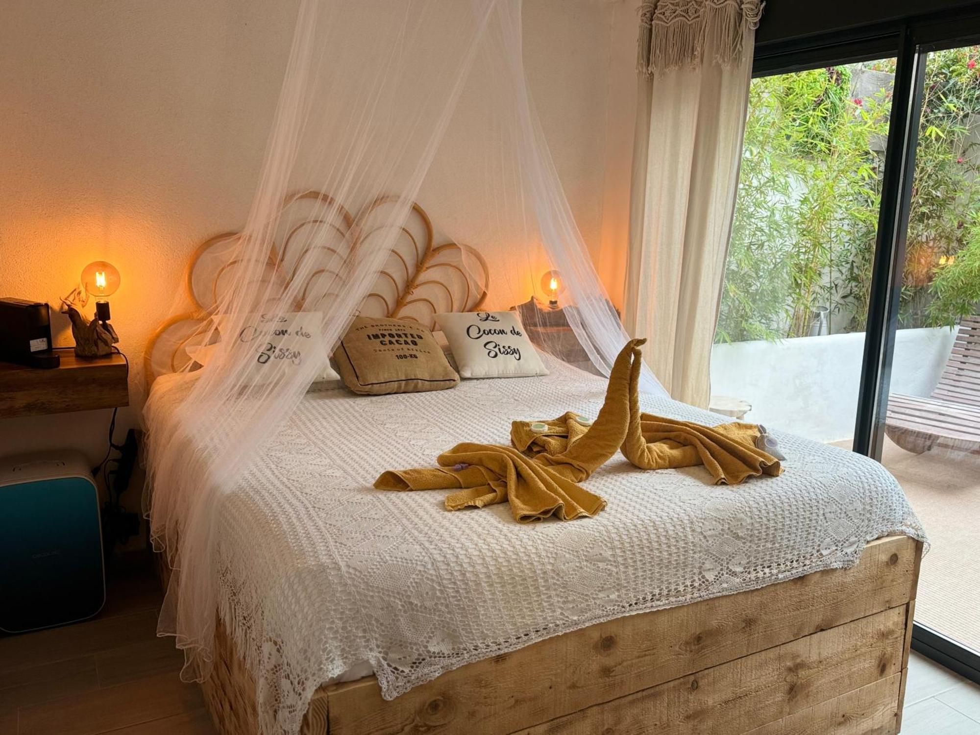 Le Cocon De Sissy Hotel Saintes-Maries-de-la-Mer Luaran gambar